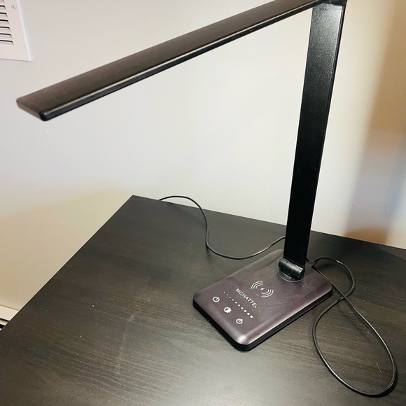 mchatte Other - Sleek Black LED Desk Lamp with Wireless Charging